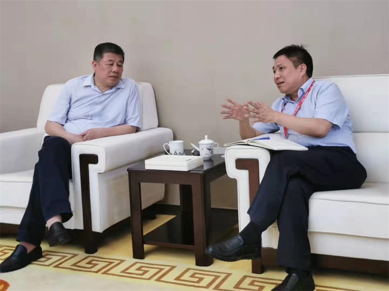 省科技廳廳長童旭東一行赴瀏陽高新區啟泰傳感調研科技創新工作